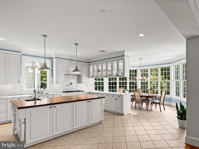 219 WARDOUR DR, Annapolis, MD 21401