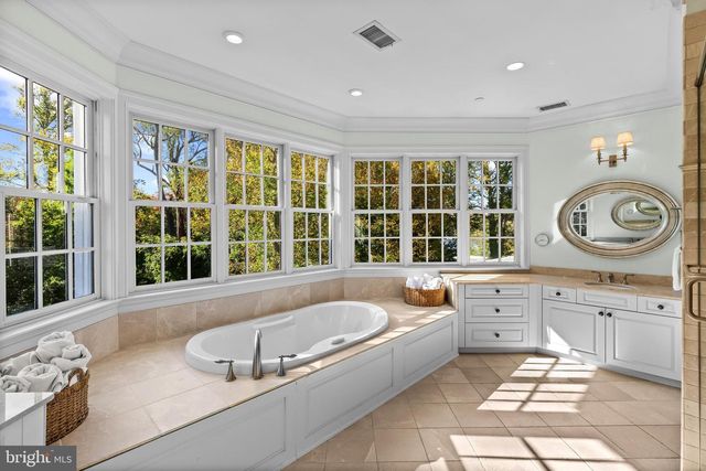 219 WARDOUR DR, Annapolis, MD 21401