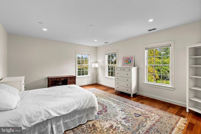 219 WARDOUR DR, Annapolis, MD 21401