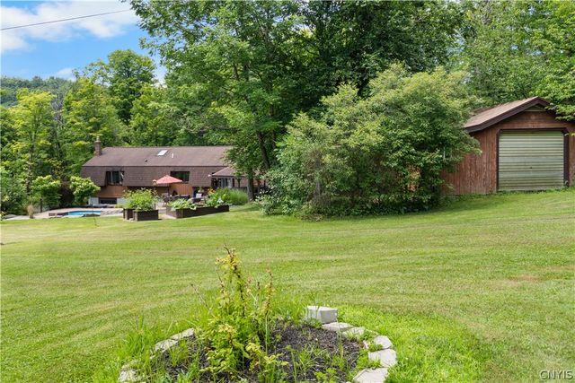 4456 Francis Rd, Fenner, NY 13035