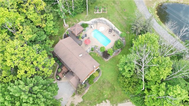4456 Francis Rd, Fenner, NY 13035