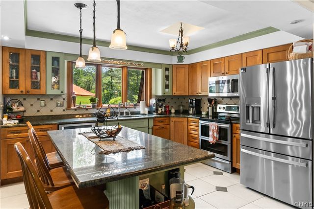4456 Francis Rd, Fenner, NY 13035