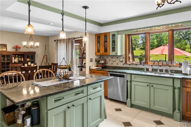 4456 Francis Rd, Fenner, NY 13035