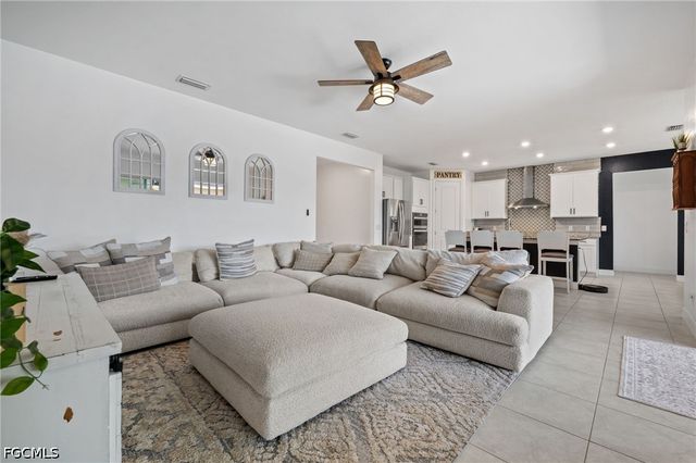 43763 Longleaf LN, Punta Gorda, FL 33982