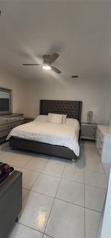 16441 NW 89th Ct, Miami Lakes, FL 33018