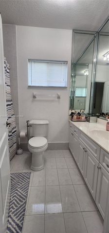 16441 NW 89th Ct, Miami Lakes, FL 33018