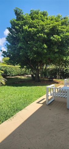 16441 NW 89th Ct, Miami Lakes, FL 33018