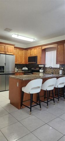 16441 NW 89th Ct, Miami Lakes, FL 33018