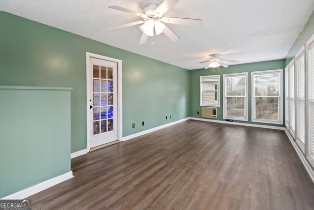 113 Colonial Court 100, Lagrange, GA 30240