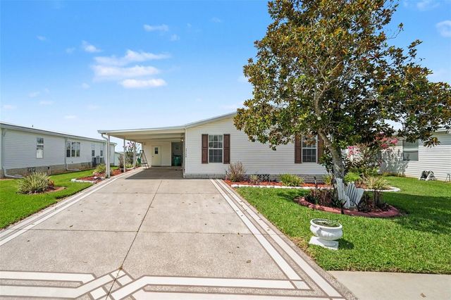 37536 GILL AVENUE, Zephyrhills, FL 33541