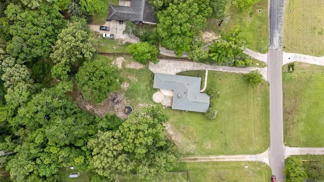 12804 Pecos Ave, Central, LA 70739