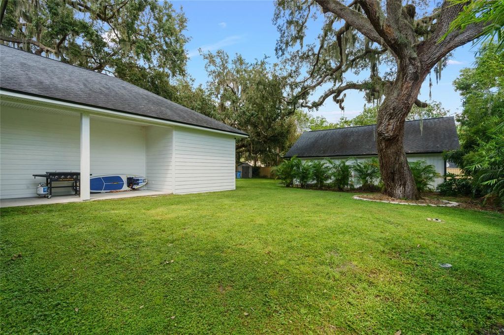 Image 39 of property listing at 715 MAGNOLIA STREET, Windermere, FL 34786