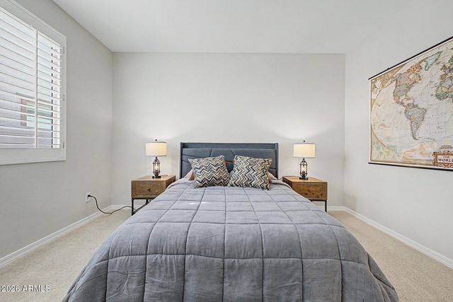 2522 E NOVAK Way, Phoenix, AZ 85042