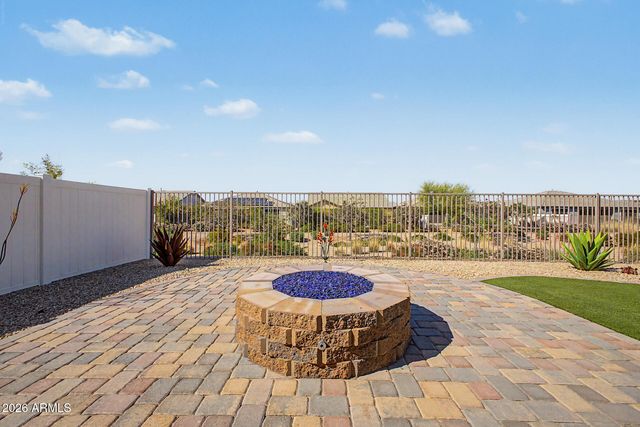 2522 E NOVAK Way, Phoenix, AZ 85042