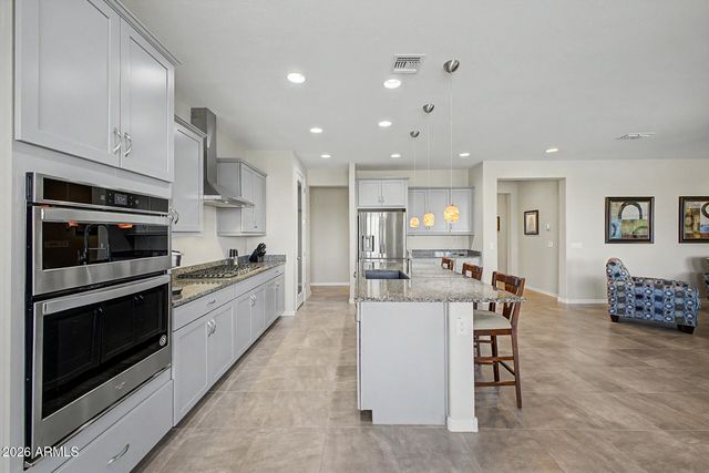 2522 E NOVAK Way, Phoenix, AZ 85042