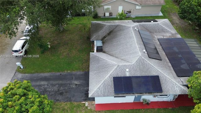 7005 NW 94th Ave, Tamarac, FL 33321