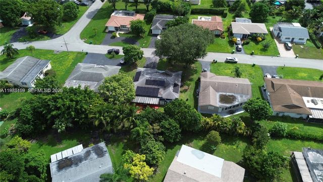 7005 NW 94th Ave, Tamarac, FL 33321