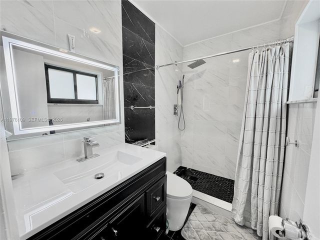 7005 NW 94th Ave, Tamarac, FL 33321