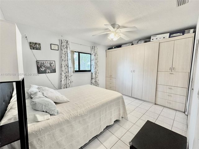 7005 NW 94th Ave, Tamarac, FL 33321