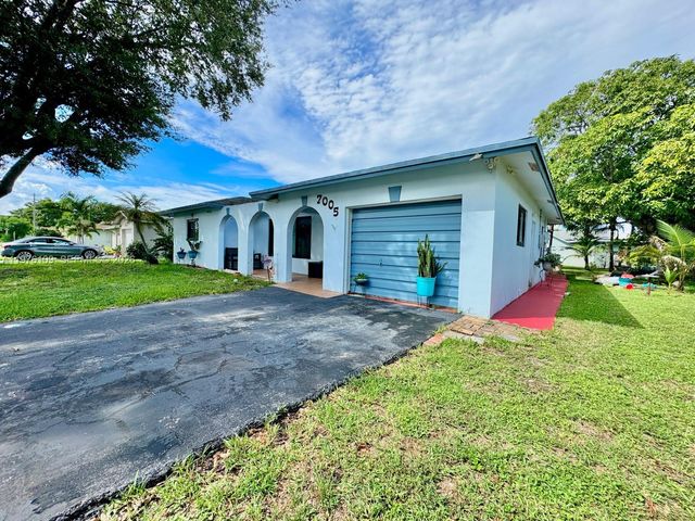 7005 NW 94th Ave, Tamarac, FL 33321