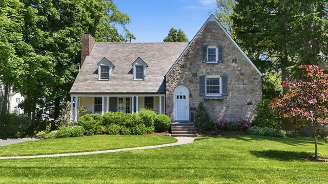 69 Tunstall Road, Scarsdale, NY 10583