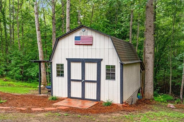 210 Blair Drive, Reidsville, NC 27320