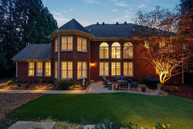 215 Radlett Lane, Alpharetta, GA 30022