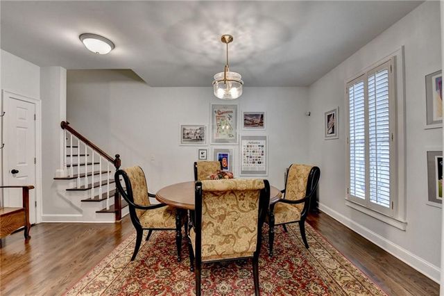 160 Neel Reid Drive, Roswell, GA 30075
