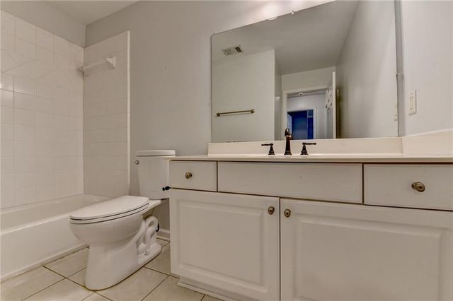 160 Neel Reid Drive, Roswell, GA 30075