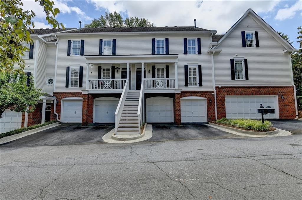 160 Neel Reid Drive, Roswell, GA 30075