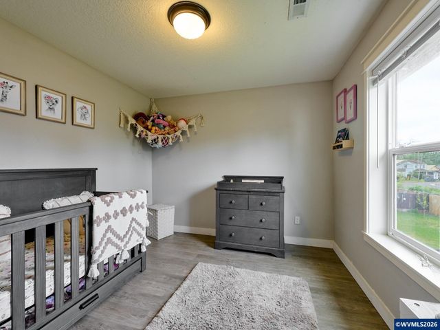 1025 SE Millright Av, Mcminnville, OR 97128