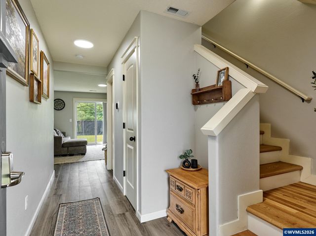1025 SE Millright Av, Mcminnville, OR 97128