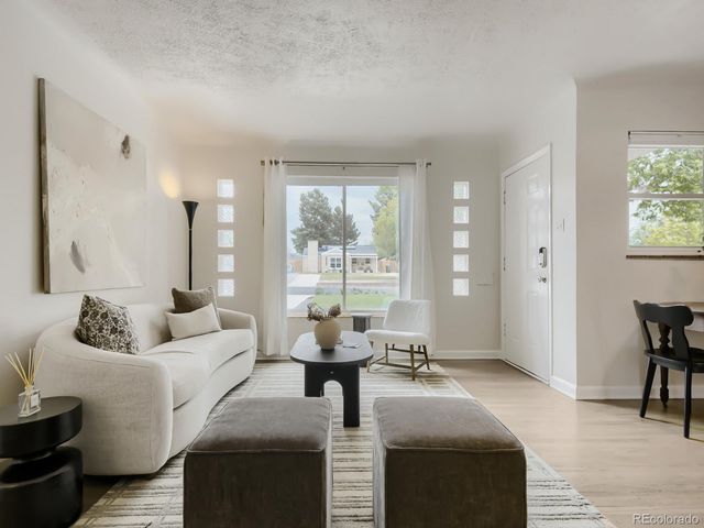 2431 Oneida Street, Denver, CO 80207