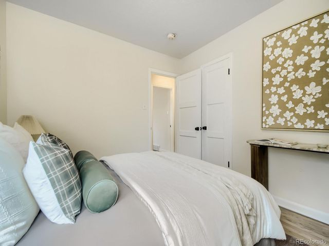 2431 Oneida Street, Denver, CO 80207