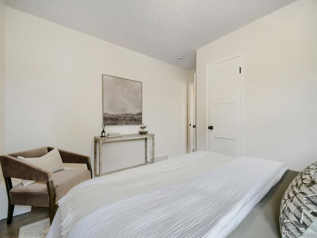 2431 Oneida Street, Denver, CO 80207