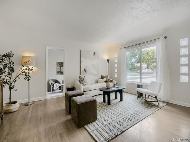2431 Oneida Street, Denver, CO 80207