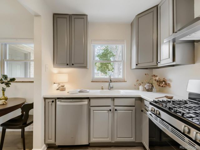 2431 Oneida Street, Denver, CO 80207