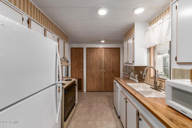 8103 E SOUTHERN Avenue 154, Mesa, AZ 85209