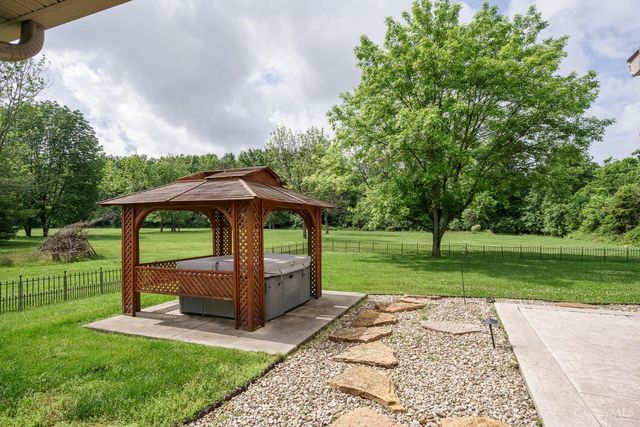 3 Allison Court, Williamsburg Twp, OH 45176