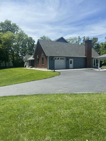 10250 Little Turtle Lane 10250 Little Turtle Lane, Piqua, OH 45356