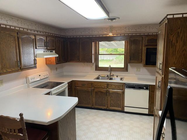 1014 Hunters Run, Somerset, KY 42501