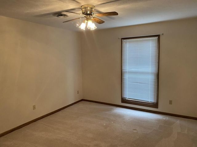 1014 Hunters Run, Somerset, KY 42501