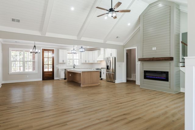 54 Sweetbriar Lane, Walterboro, SC 29488