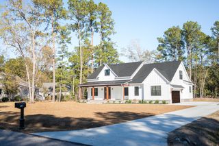 54 Sweetbriar Lane, Walterboro, SC 29488