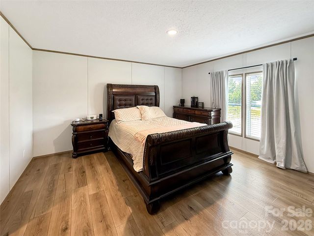 206 Fairchase Circle, Stony Point, NC 28678
