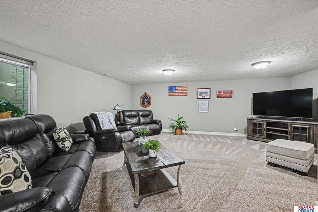 12112 S 209 Street, Gretna, NE 68028