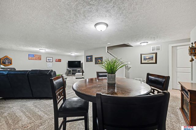 12112 S 209 Street, Gretna, NE 68028