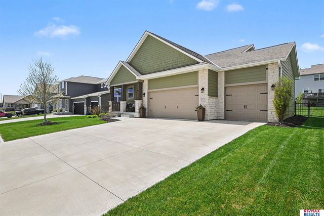 12112 S 209 Street, Gretna, NE 68028