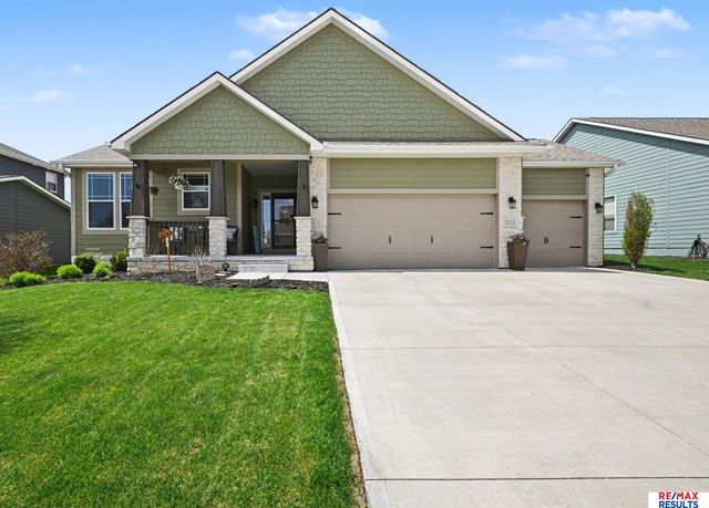 12112 S 209 Street, Gretna, NE 68028