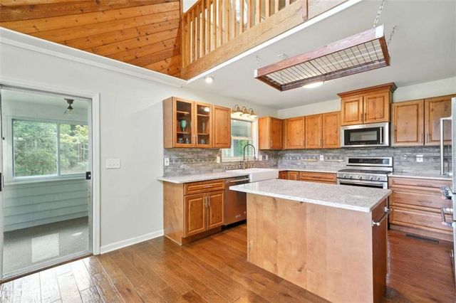 27 Twinbrook Drive, Blairsville, GA 30512